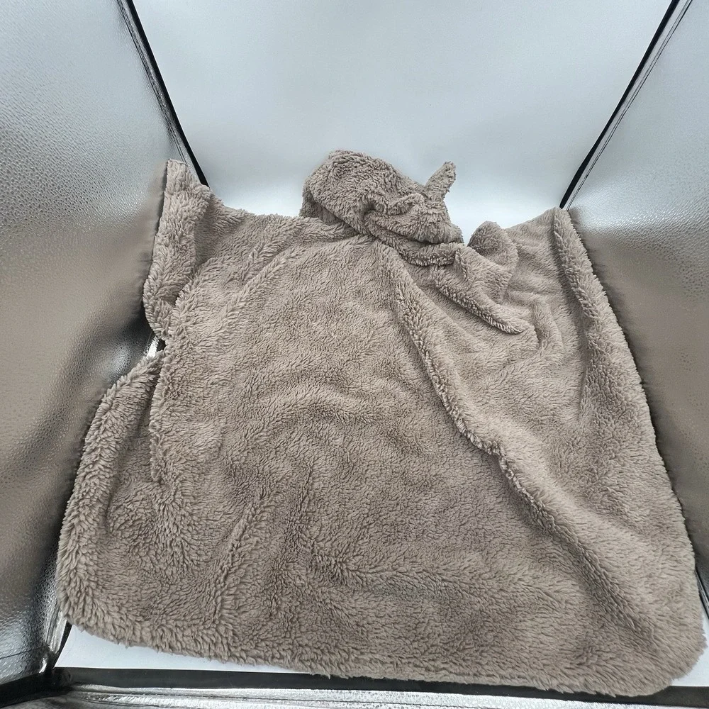 Pottery Barn Kids Infant Teddy Bear Hooded Bath Towel Photo Shoot Fuzzy Brown